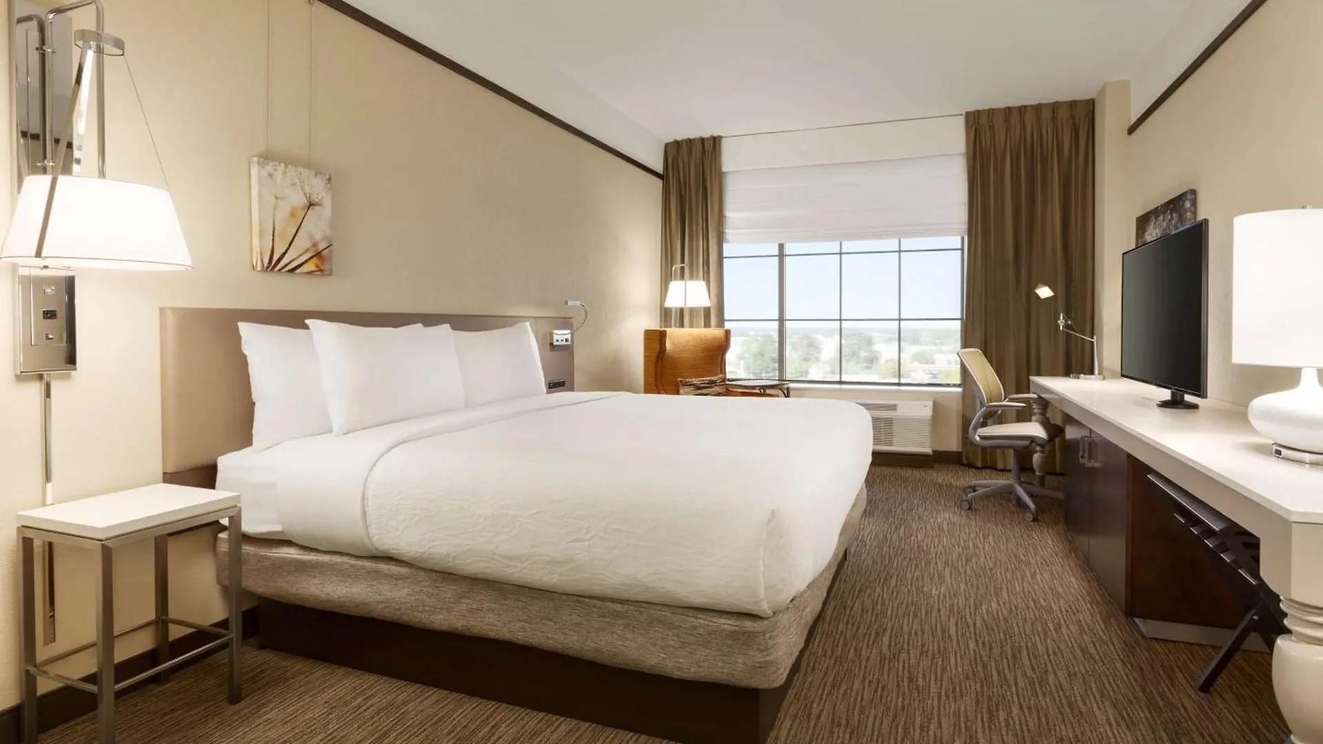 Hilton Garden Inn Charlotte Southpark Hotel